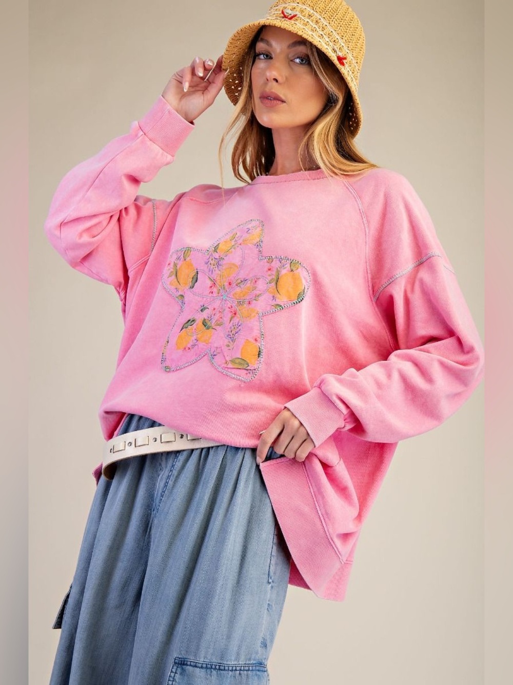 C2 New Easel Pink Star Floral Sweatshirt